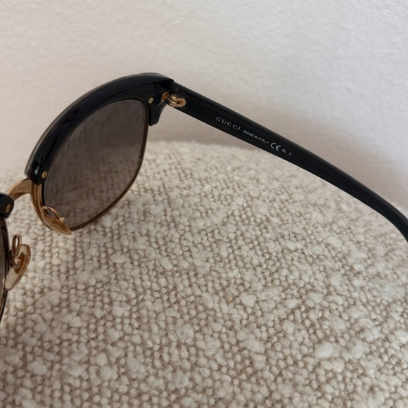 GUCCI Oversized Black and Gold Metal Sunglasses main image 11